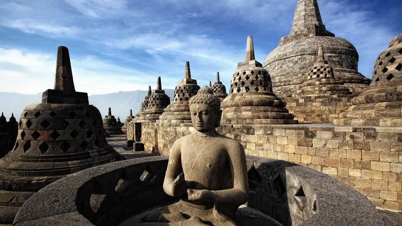 Pengelola Candi Borobudur, Prambanan, dan Ratu Boko menyiapkan protokol kesehatan yang ketat bagi wisatawan yang berkunjung pada masa uji coba pembukaan wisata candi tersebut mulai Rabu, 1 Juli 2020.